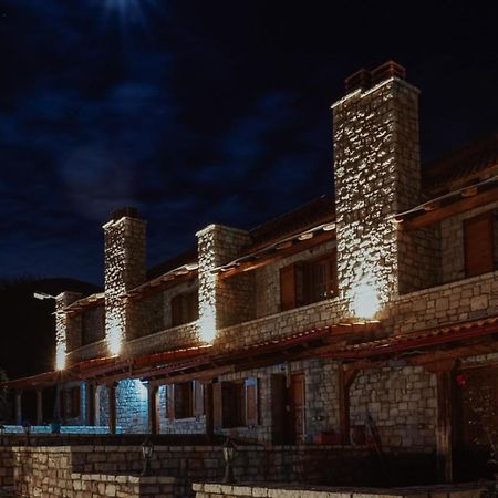 Mezonetes Helmos Apartment Ano Lousoi Bagian luar foto